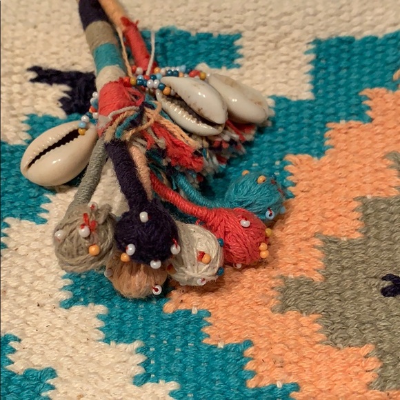 Oysho Tribal Summer Clutch - Picture 2 of 2